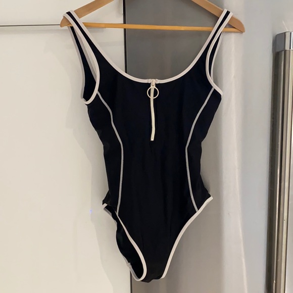 JUICY COUTURE One-Piece Swim Suit Monochrome Black & White Contrast Classic Sexy - Picture 3 of 12